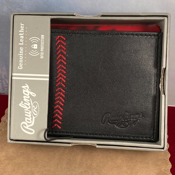 Rawlings Baseball Stitch bifold wallet crafted from Black Baseball Glove Leather - Picture 4 of 4